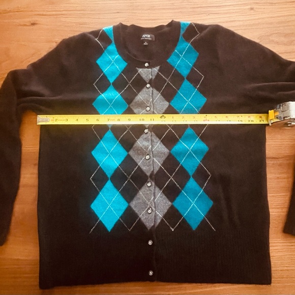 Apt. 9 Women's Black and Blue Argyle Cardigan - Picture 2 of 8